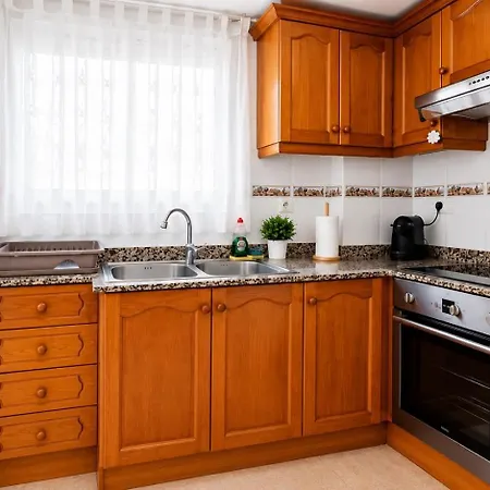 2 Bedroom Flat 100m From The With Huge Terrace Appartement Moncófar