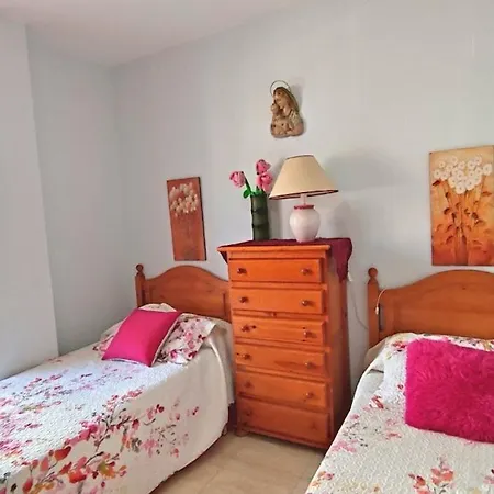 2 Bedroom Flat 100m From The With Huge Terrace * Moncófar